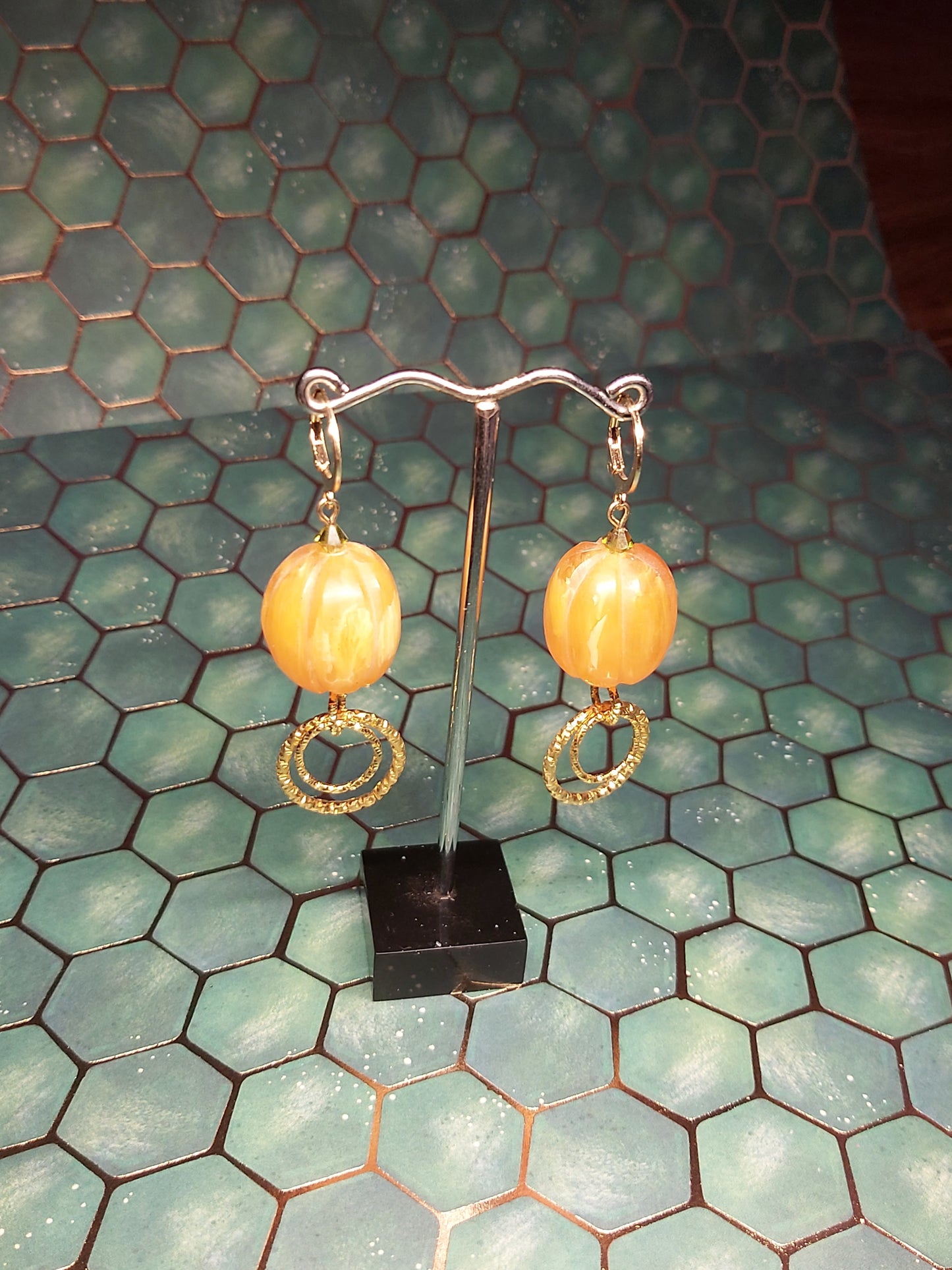 18k, gold, stainless, steel, earrings, 18k Plated gold, gold stainless steel, boho, orange, green, dangle earrings, event jewlery, gift, shop, gifts, giftshop, Thunder Bay, artfelt, art, handmade, unique, Hooks, beautiful, unique, jewlery, 925 925silver, rings, harvest, fall, Halloween, pumpkin