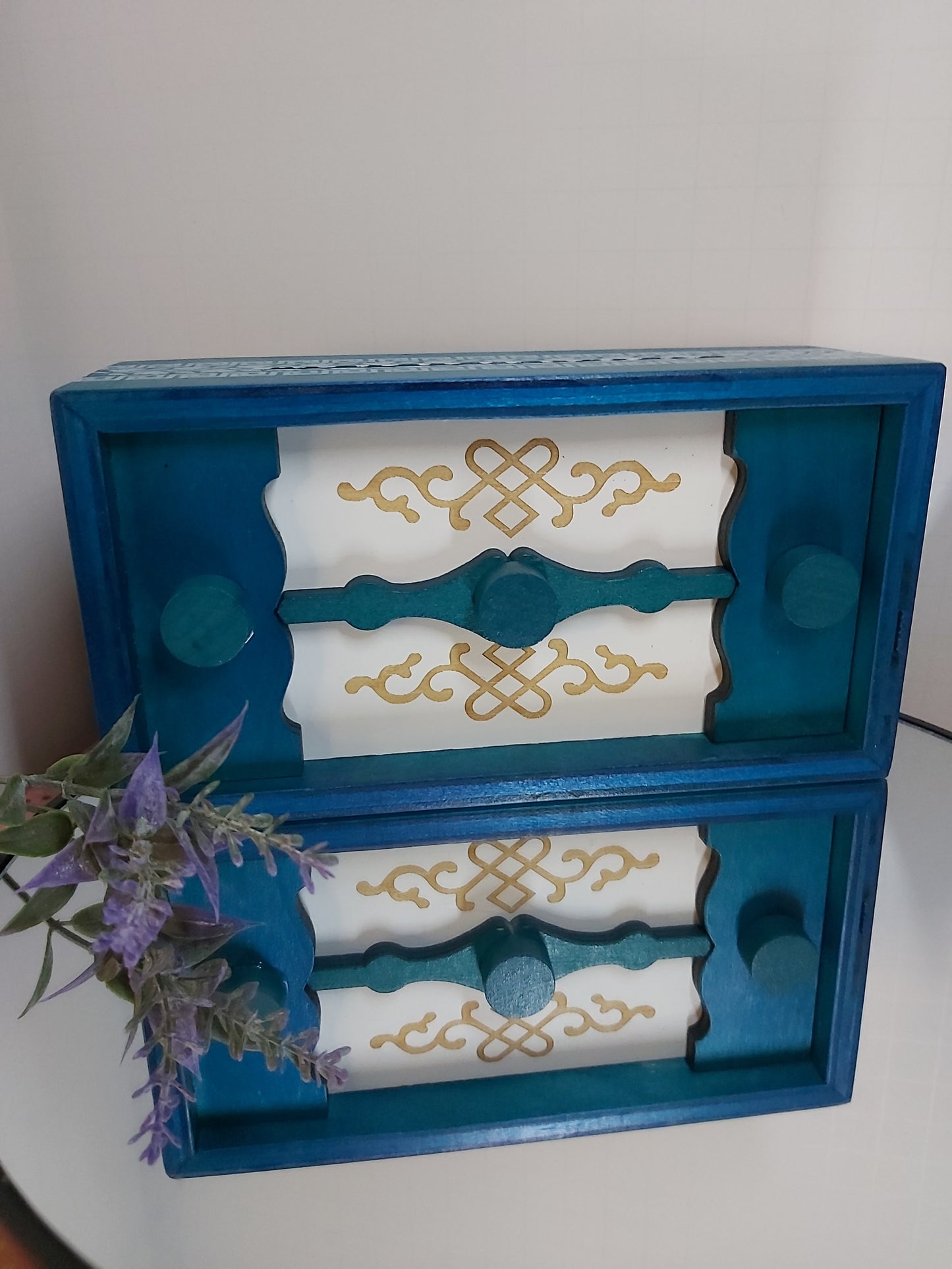 Puzzle Box, pandoras box, pandora, pandorasbox, blue, puzzle, puzzles for adults, puzzles for alzheimers, brain puzzle, piggy bank, unique piggy bank, multipurpose, gift, unique gift, unique gifts, uniquegifts, fun, kids, teens , for him, for her, stim, Canada, Canadian, giftshop, gifts, gift,  gift box 