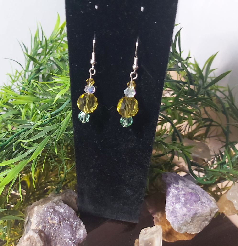 Eden - Earrings and Bracelet Set