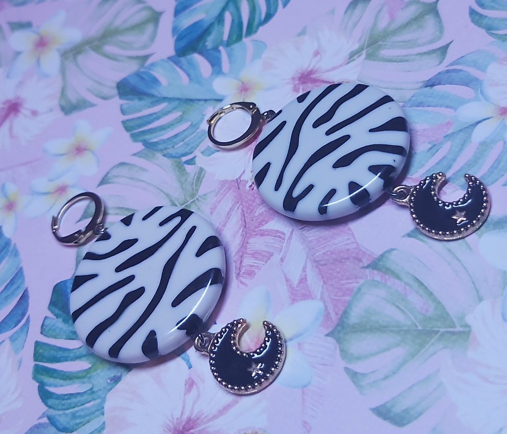 18k Gold Earrings, zebra, animal print, moon, star, Earrings, 18k, gold, stainless steel, stainless, steel, hand, made, handmade, golden, unique, Canada, Canadian, Thunder Bay, tbay, artist, skelle