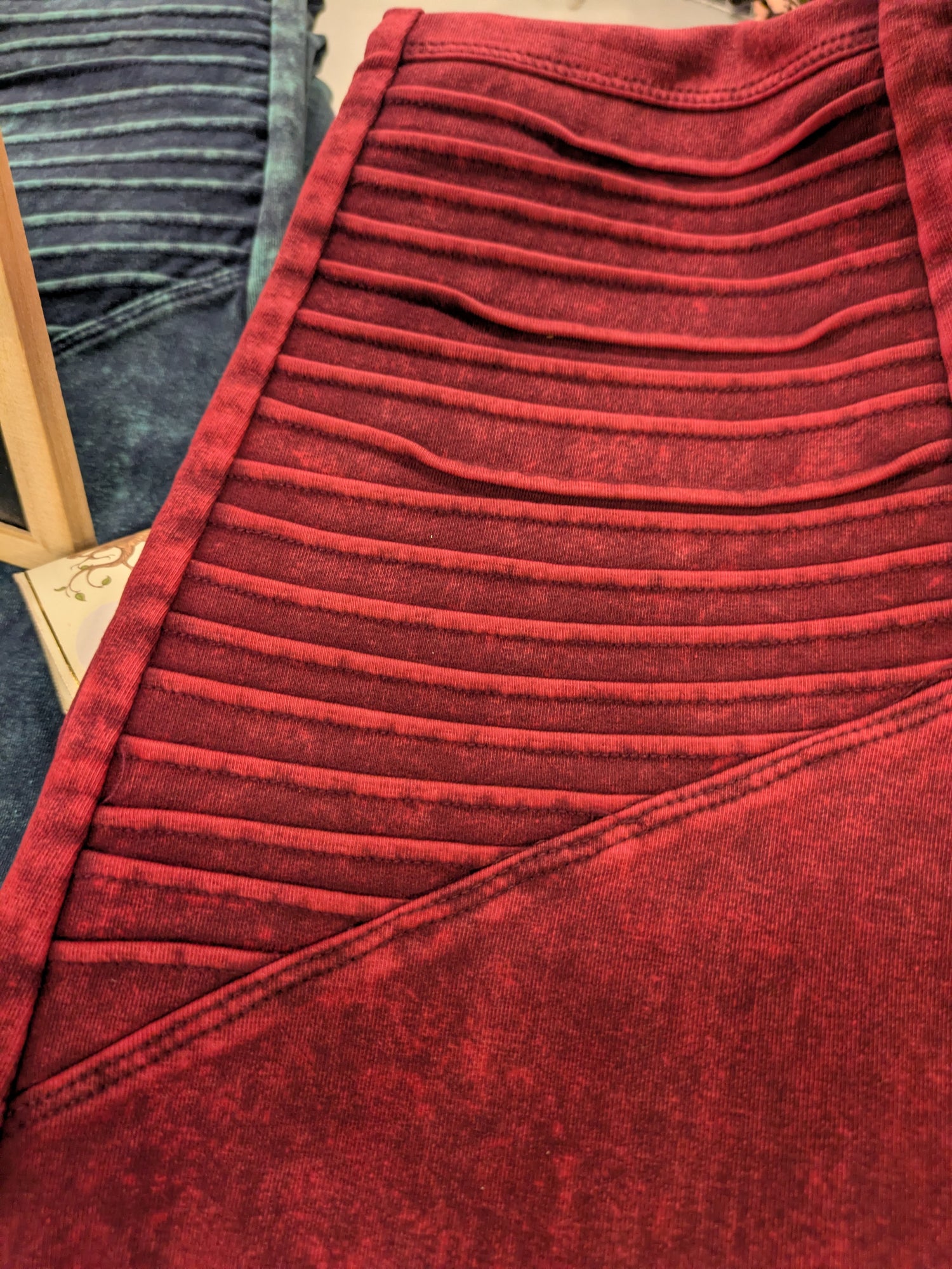 Stone wash moto leggings Canada , Canadian boutique, leggings, shape wear, moto, Stonewash, gift shop, Canadian clothing shop, colorful leggings