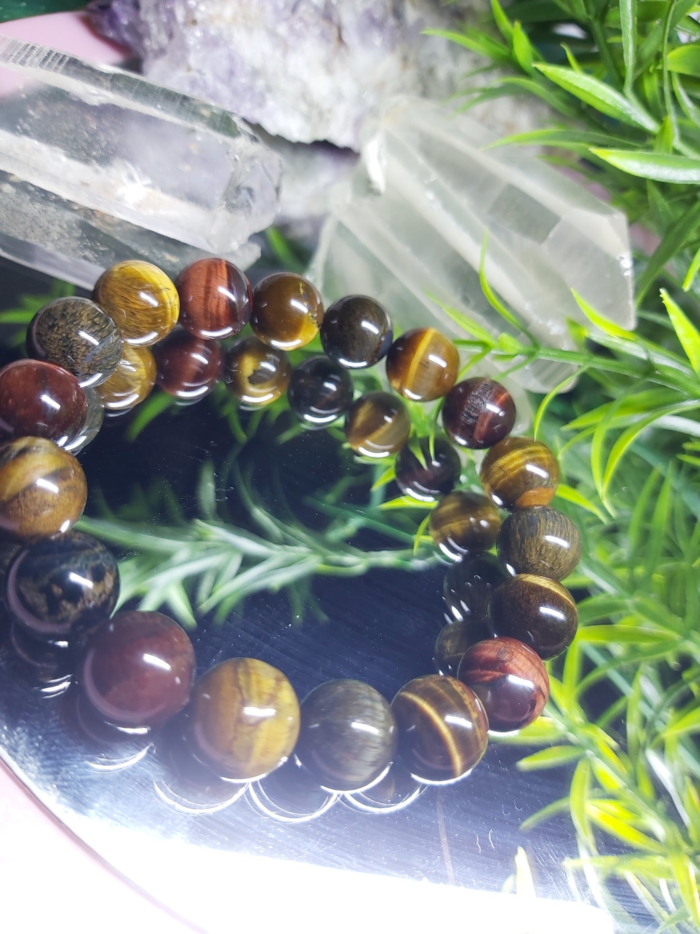 Bracelet, bead, bracelet, gifts, gift, shop, unique, handmade, hand, made, giftshop, Thunder Bay, thunderbay, Ontario, spirituality, spiritual, gift set, brown, red, blue, tiger eye, tigereye, tiger, eye, 8mm, beaded, gemstone, semiprecious, semi, precious