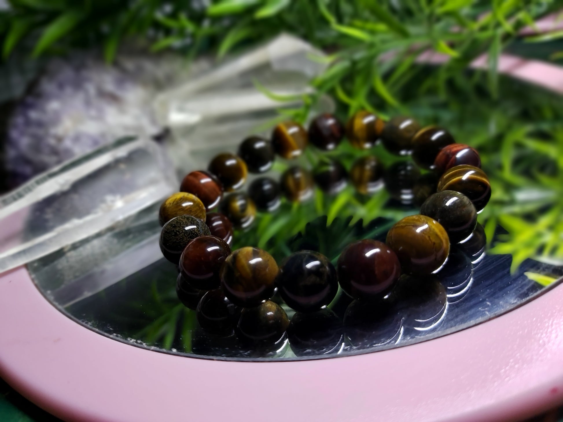 Bracelet, bead, bracelet, gifts, gift, shop, unique, handmade, hand, made, giftshop, Thunder Bay, thunderbay, Ontario, spirituality, spiritual, gift set, brown, red, blue, tiger eye, tigereye, tiger, eye, 8mm, beaded, gemstone, semiprecious, semi, precious