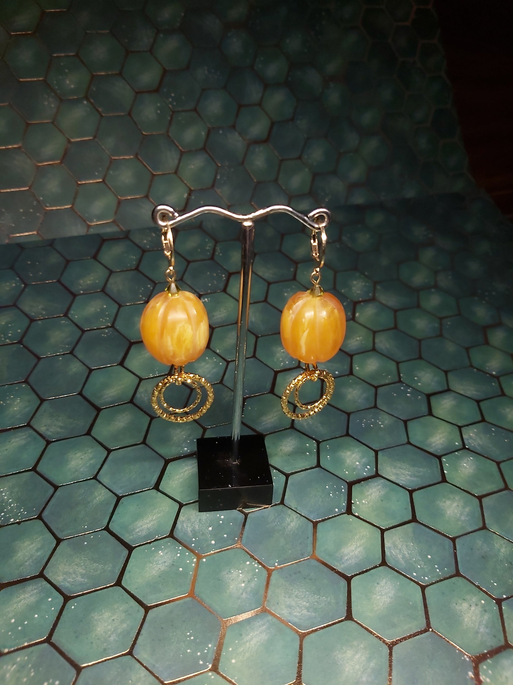 18k, gold, stainless, steel, earrings, 18k Plated gold, gold stainless steel, boho, orange, green, dangle earrings, event  jewlery, gift, shop, gifts, giftshop, Thunder Bay, artfelt, art, handmade, unique, Hooks, beautiful, unique, jewlery, 925  925silver, rings, harvest, fall, Halloween, pumpkin