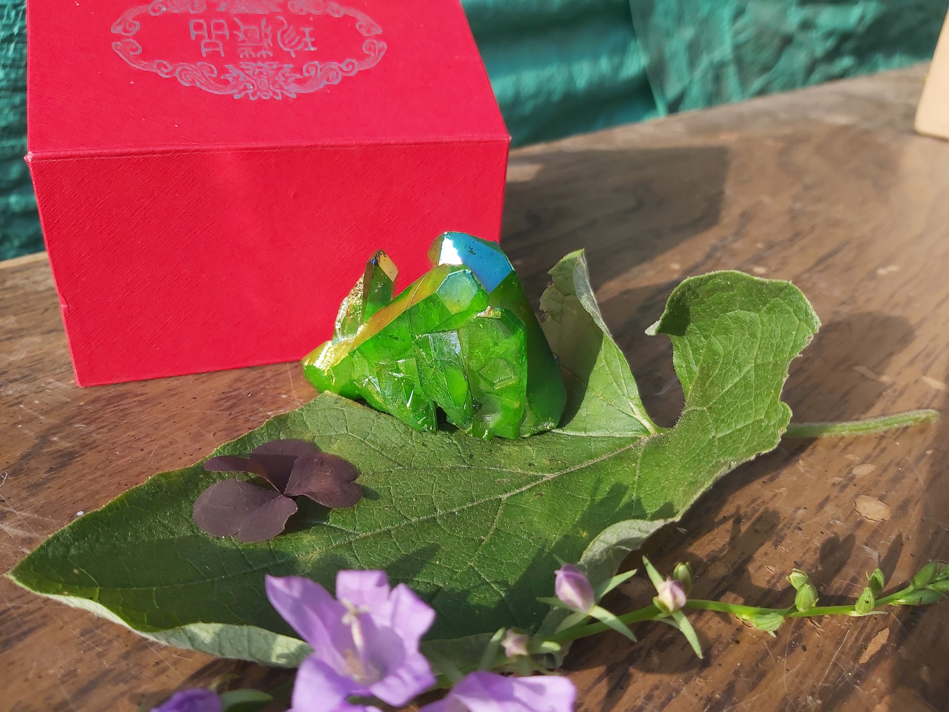 Green aura quartz crystal , giftshop  gifts , cluster, gemstone, semiprecious, Canadian, Canada, Ontario, gifts,  birthday, witch, for her, for him, for kids, for teens, quartz, yellow, titanium aura quartz, heart chakra