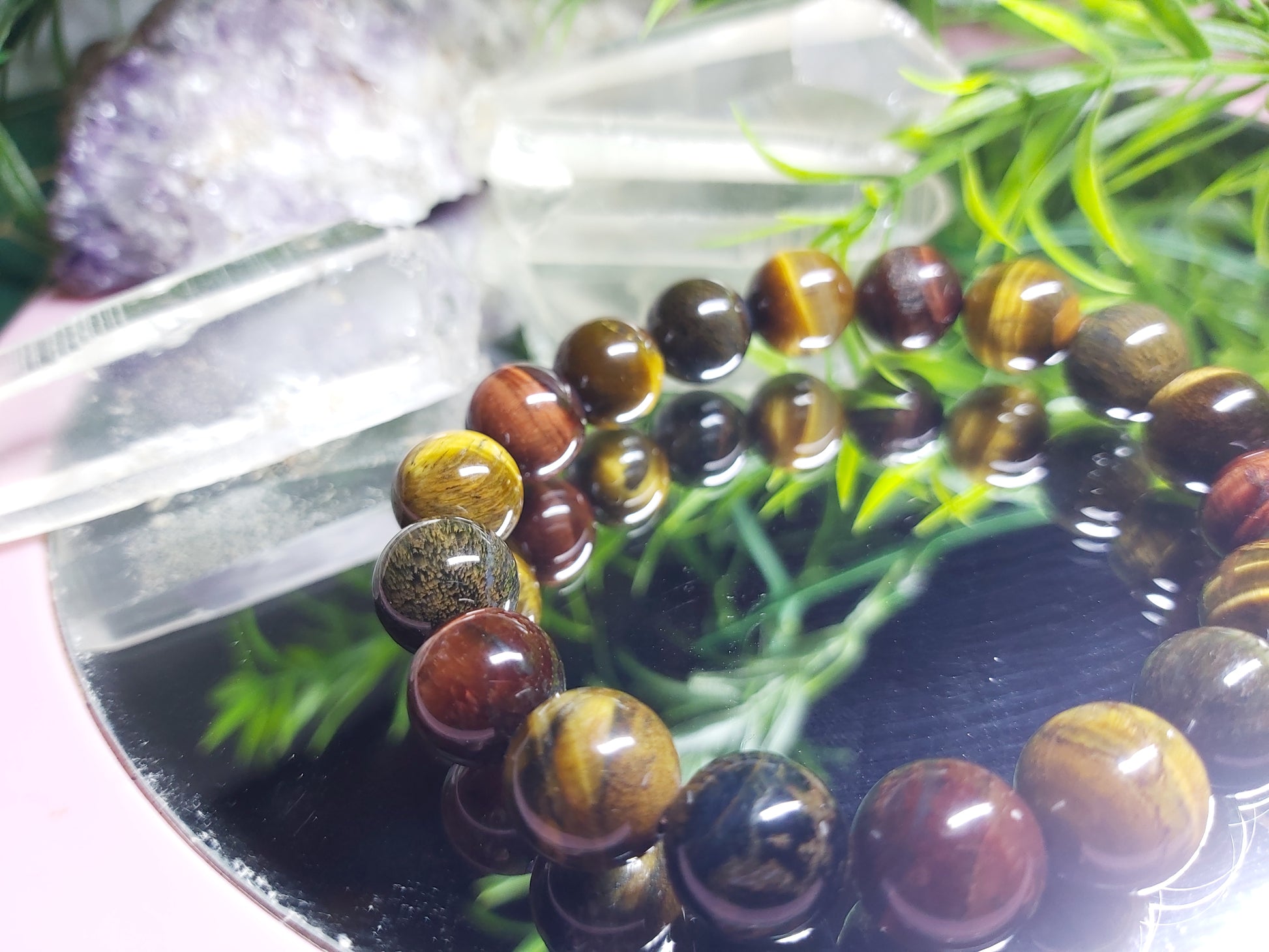 Bracelet, bead, bracelet, gifts, gift, shop, unique, handmade, hand, made, giftshop, Thunder Bay, thunderbay, Ontario, spirituality, spiritual, gift set, brown, red, blue, tiger eye, tigereye, tiger, eye, 8mm, beaded, gemstone, semiprecious, semi, precious
