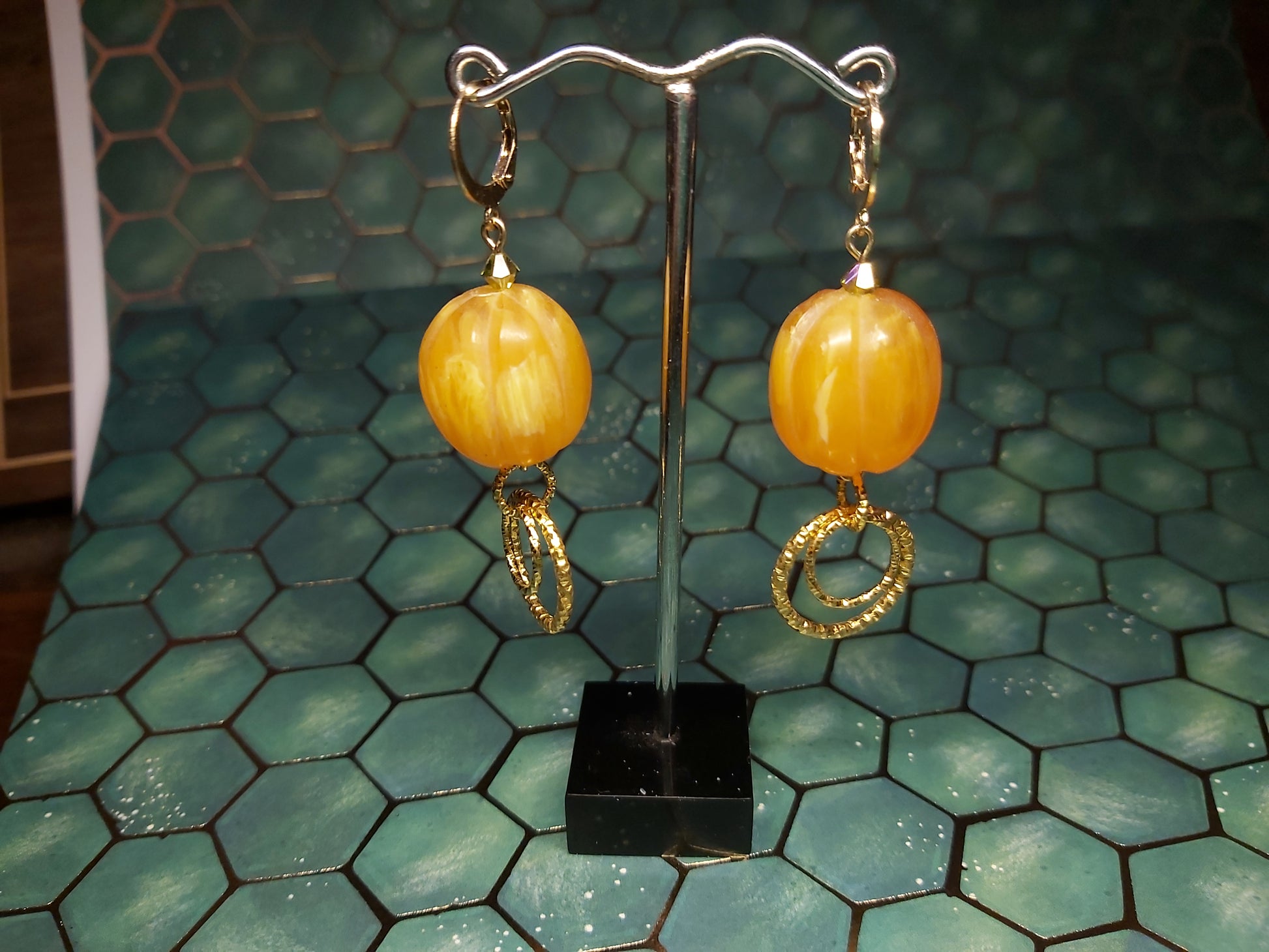 18k, gold, stainless, steel, earrings, 18k Plated gold, gold stainless steel, boho, orange, green, dangle earrings, event  jewlery, gift, shop, gifts, giftshop, Thunder Bay, artfelt, art, handmade, unique, Hooks, beautiful, unique, jewlery, 925  925silver, rings, harvest, fall, Halloween, pumpkin