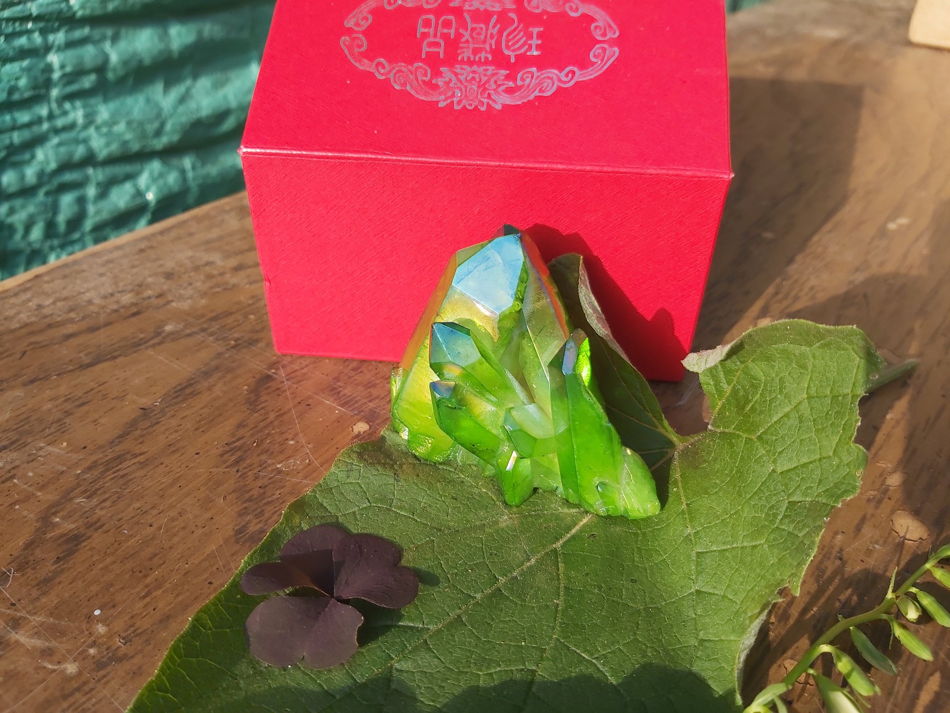 Green aura quartz crystal , giftshop  gifts , cluster, gemstone, semiprecious, Canadian, Canada, Ontario, gifts,  birthday, witch, for her, for him, for kids, for teens, quartz, yellow, titanium aura quartz, heart chakra